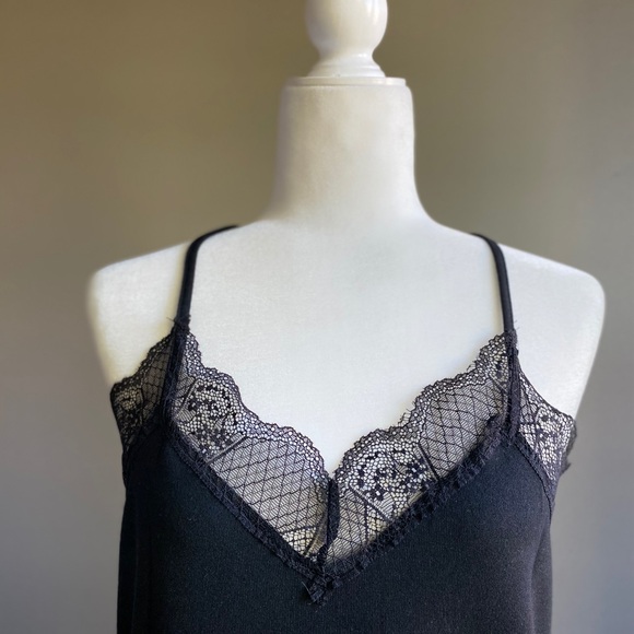Scallop Lace Top - Picture 6 of 10